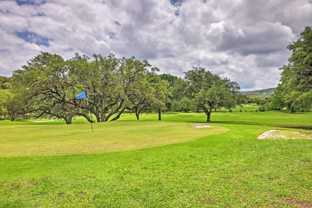 Modern Lakeside Golf Course Retreat With Deck! キャニオン・レイク エクステリア 写真