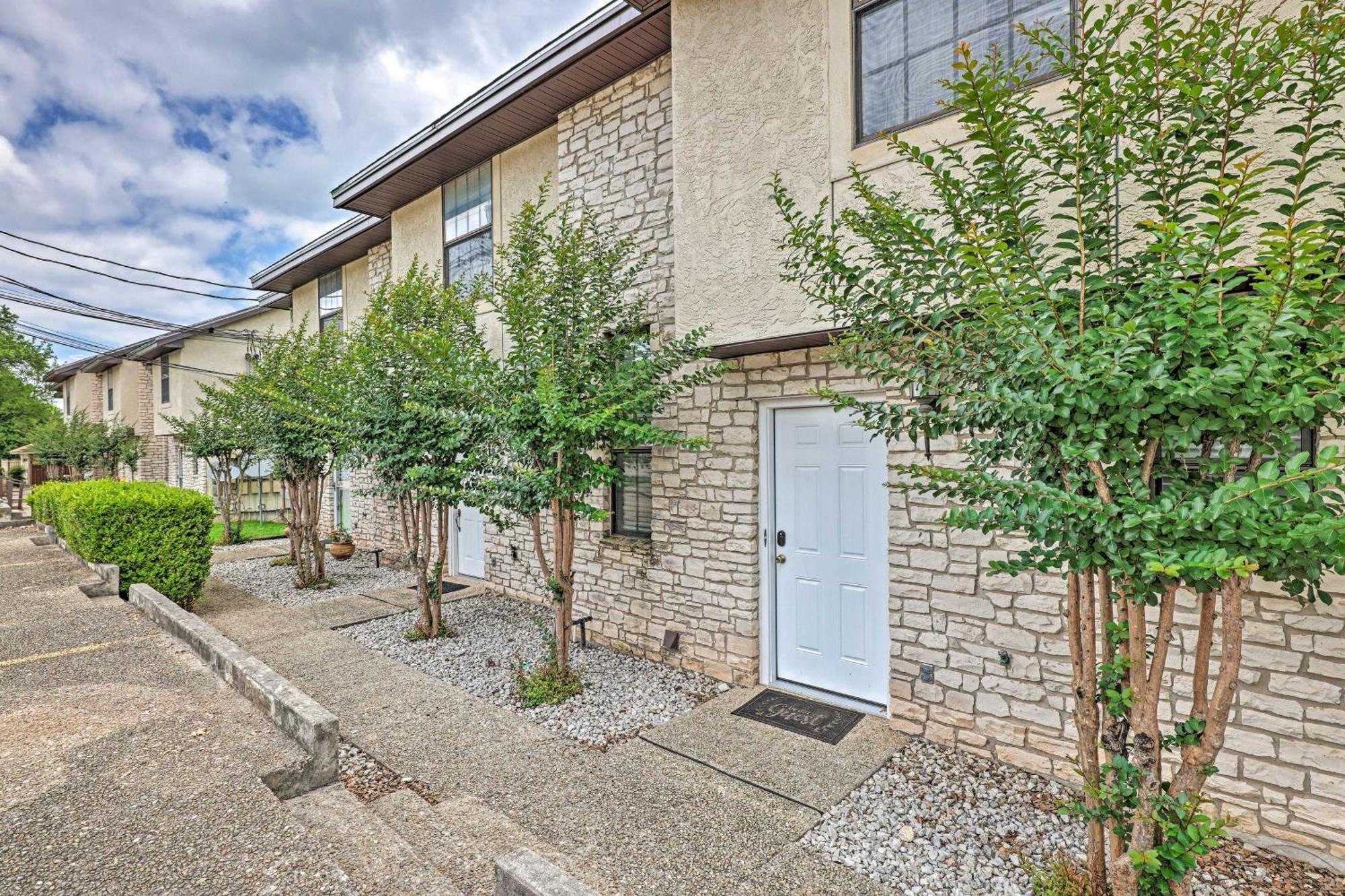 Modern Lakeside Golf Course Retreat With Deck! キャニオン・レイク エクステリア 写真